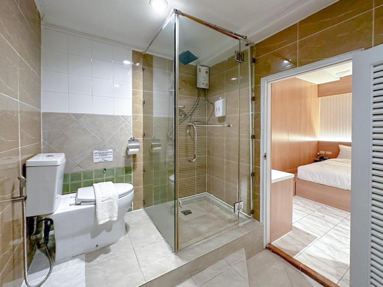 Thrive Hotel Bangkok Luaran gambar