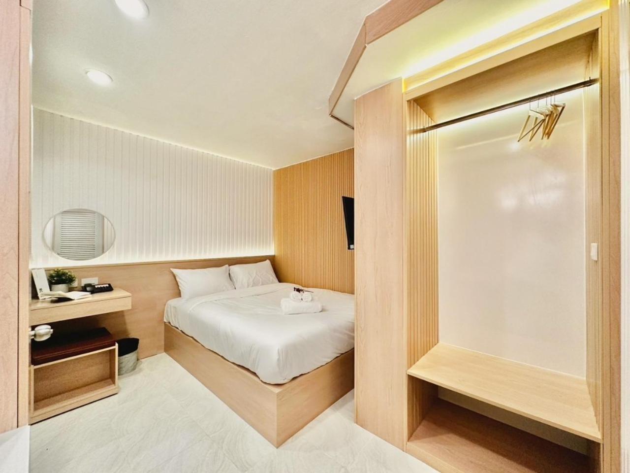 Thrive Hotel Bangkok Luaran gambar