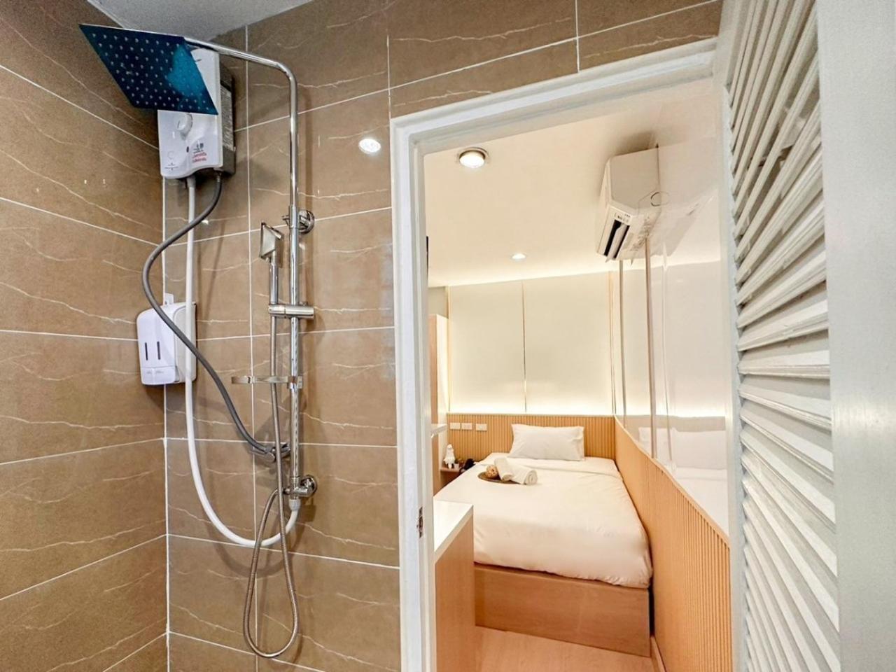 Thrive Hotel Bangkok Luaran gambar
