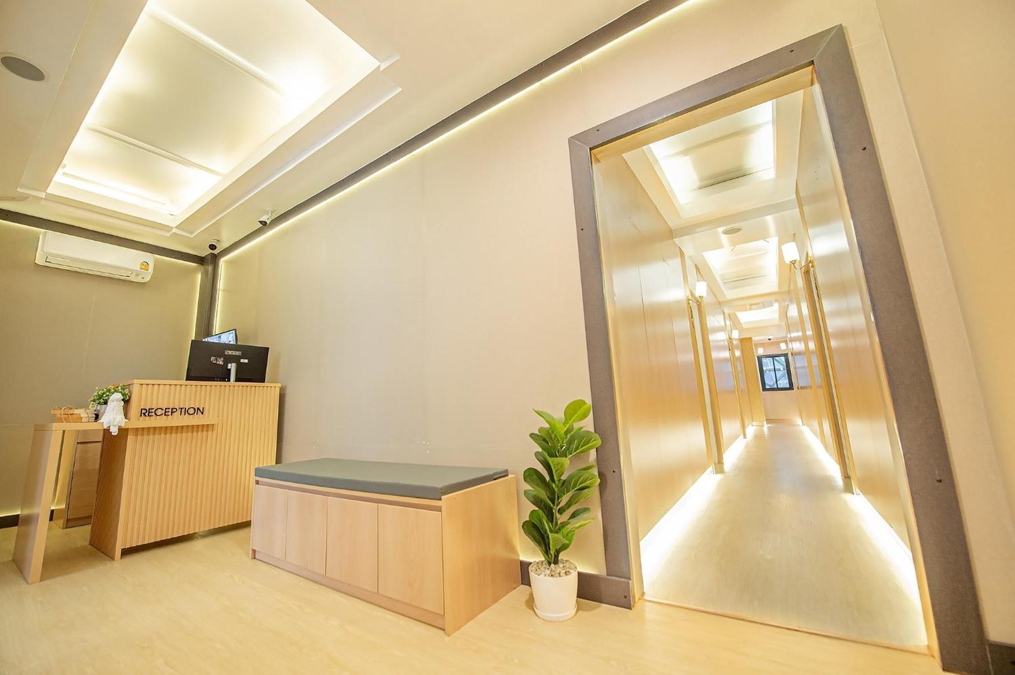 Thrive Hotel Bangkok Luaran gambar